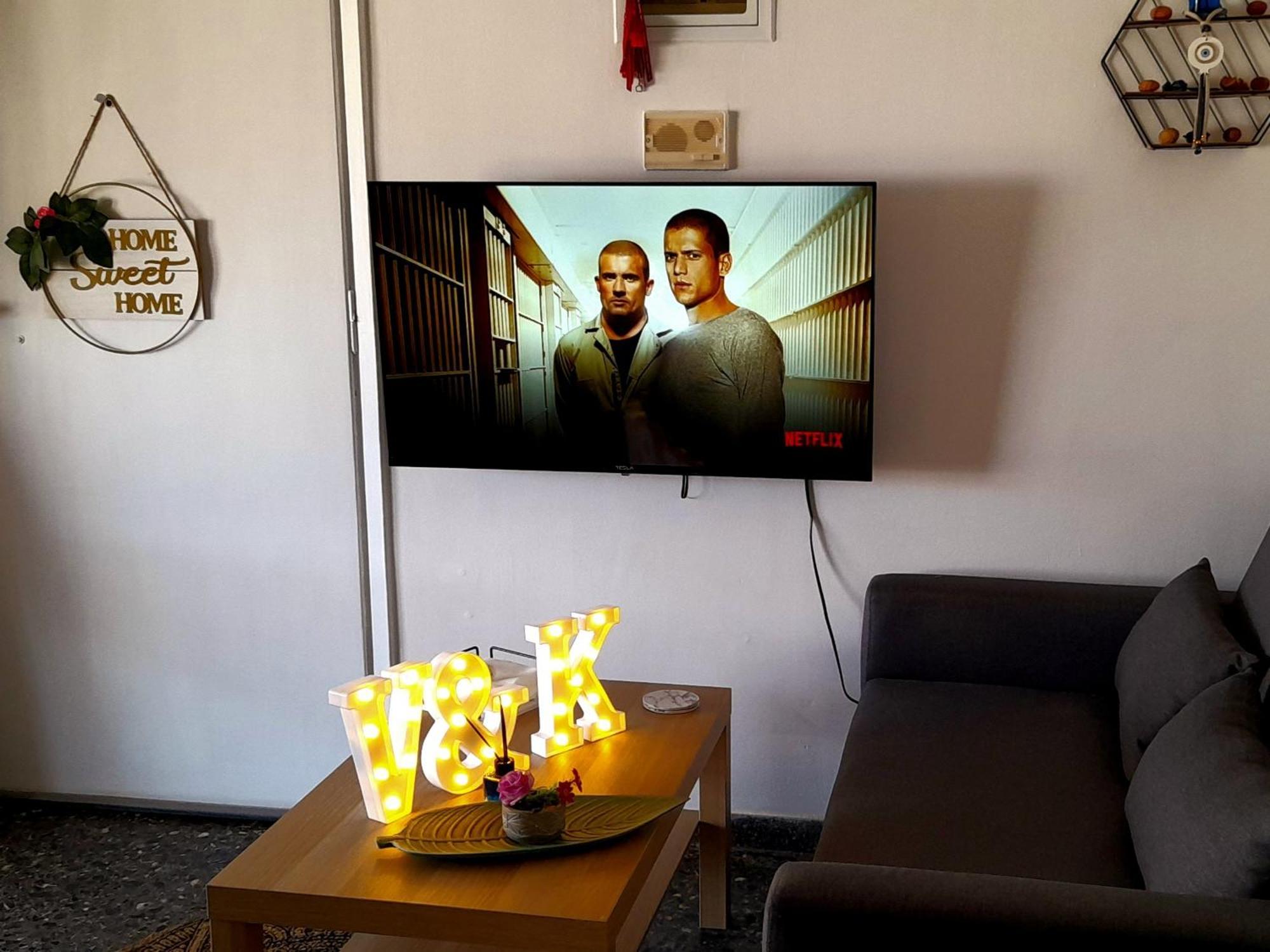 V&K Apartment Атина Екстериор снимка