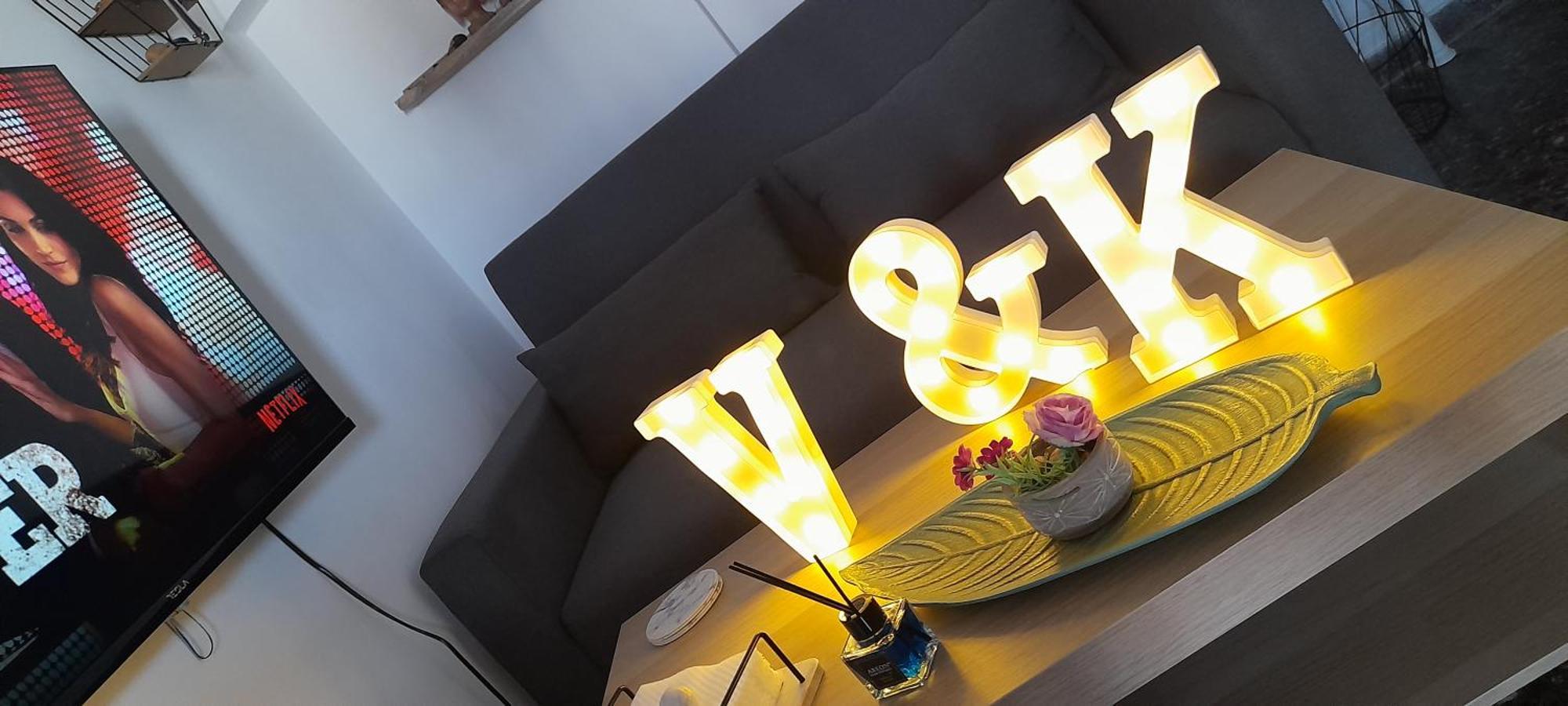 V&K Apartment Атина Екстериор снимка